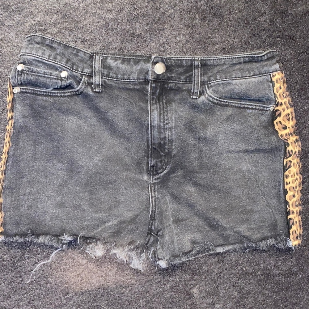 Black Shorts With Cheetah Print